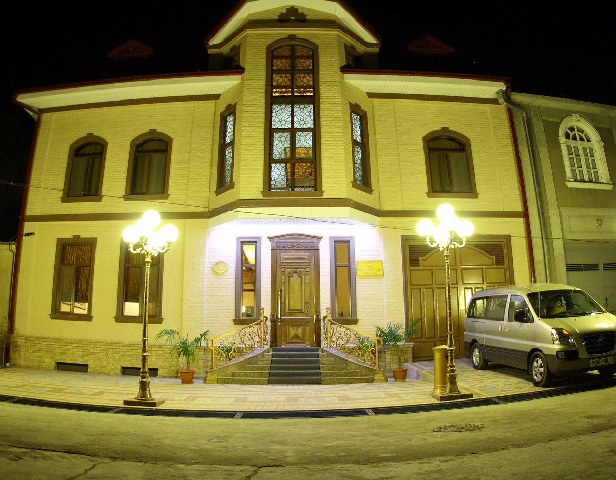Hotel Platan