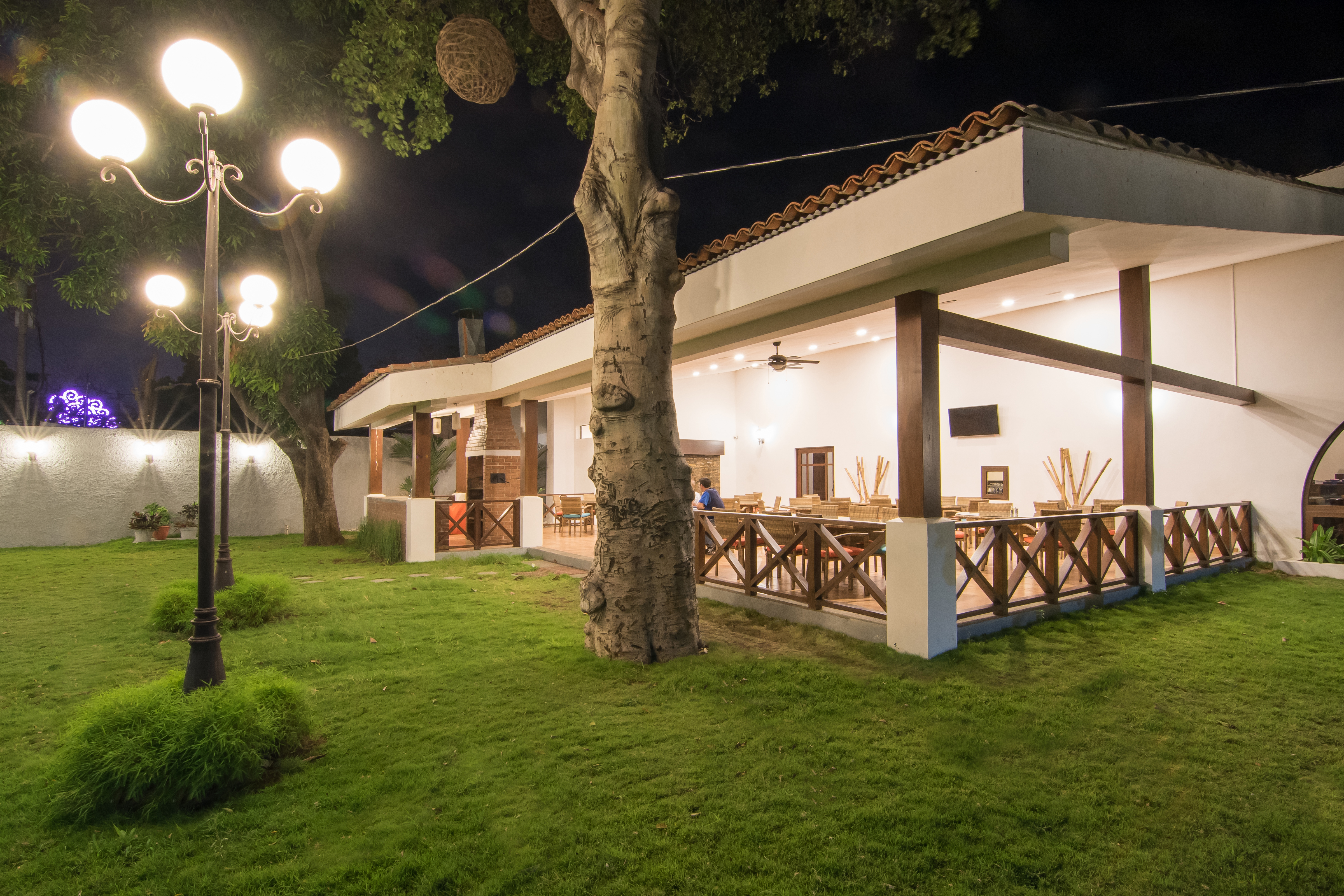 Best Western Las Mercedes Airport Hotel