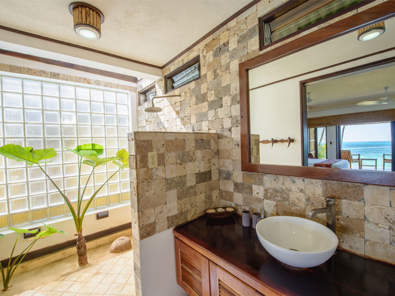 Yemaya Island Hideaway & Spa