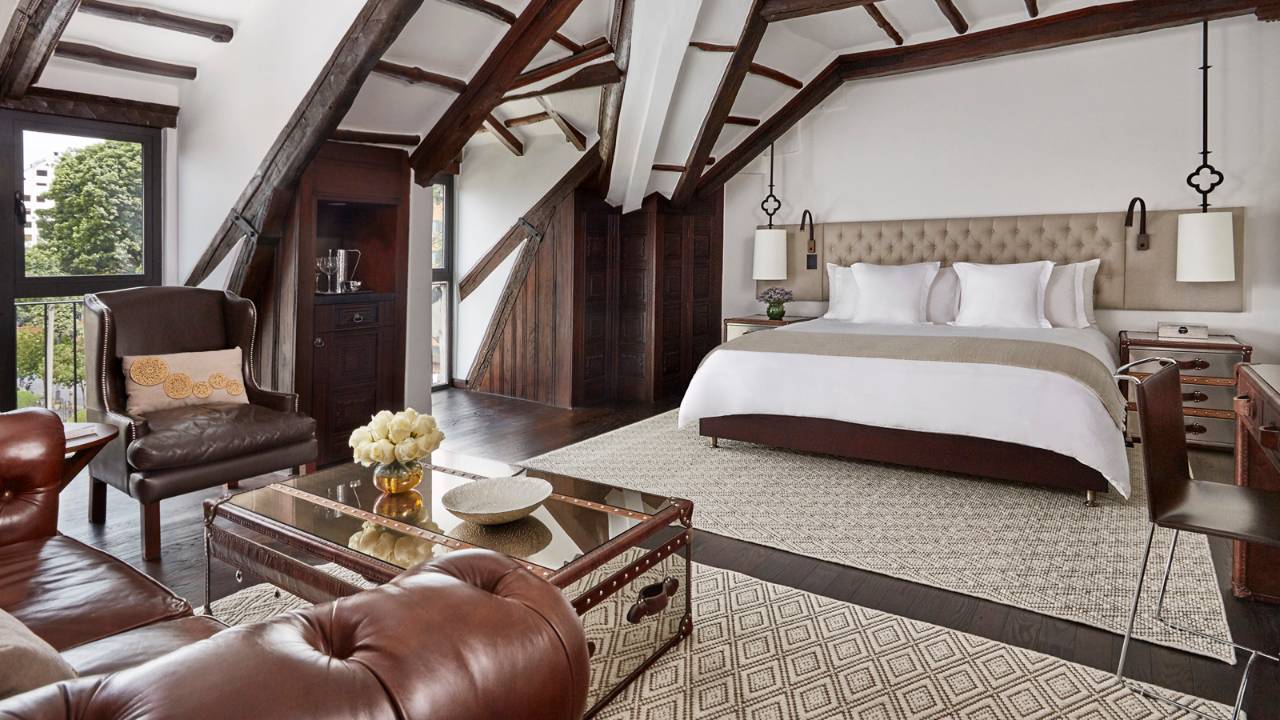 Four Seasons Casa Medina