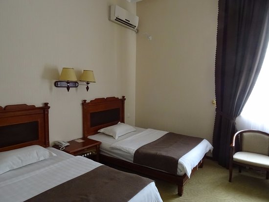 Firuz Hotel