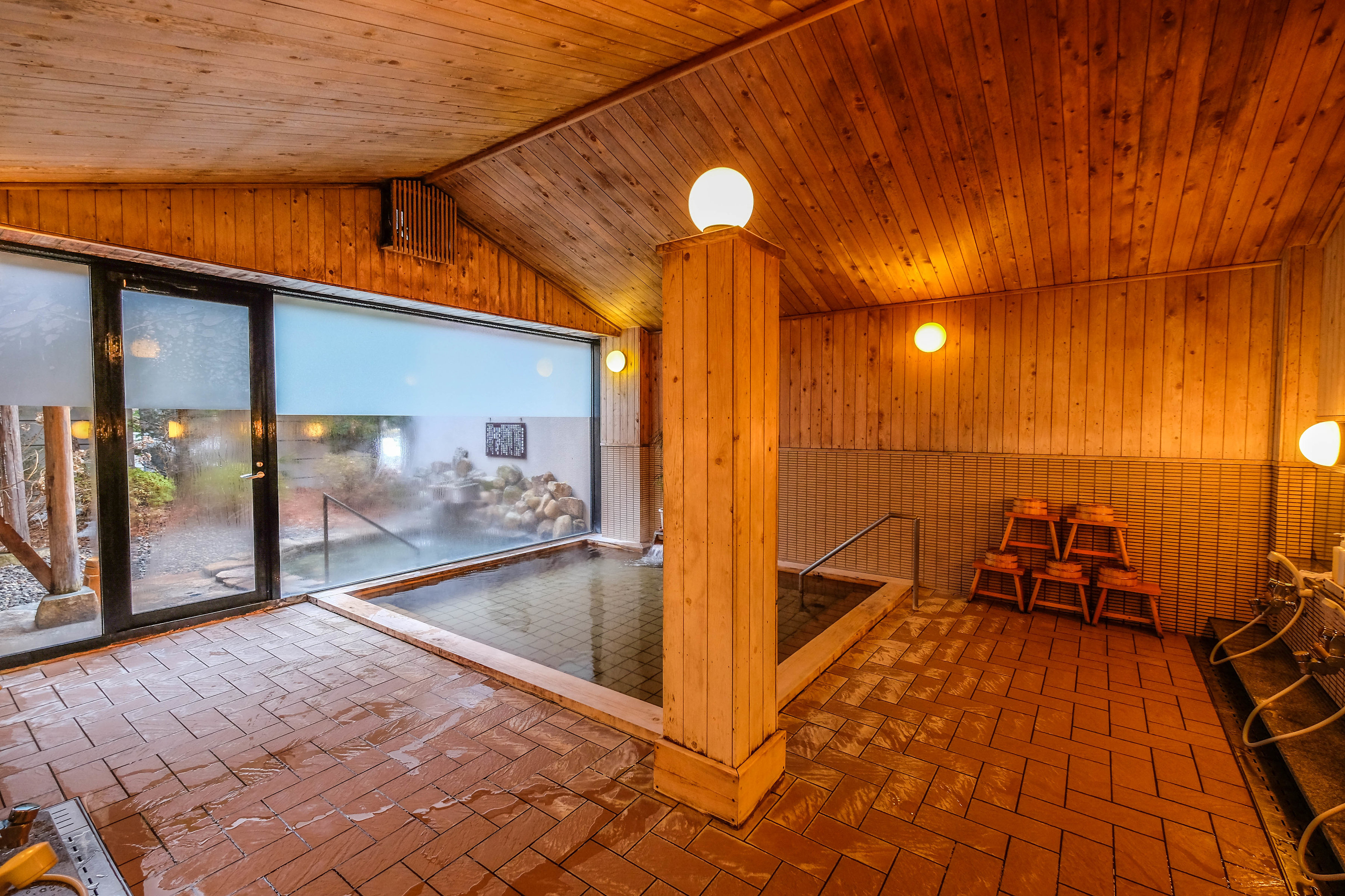 Komanoyu Ryokan