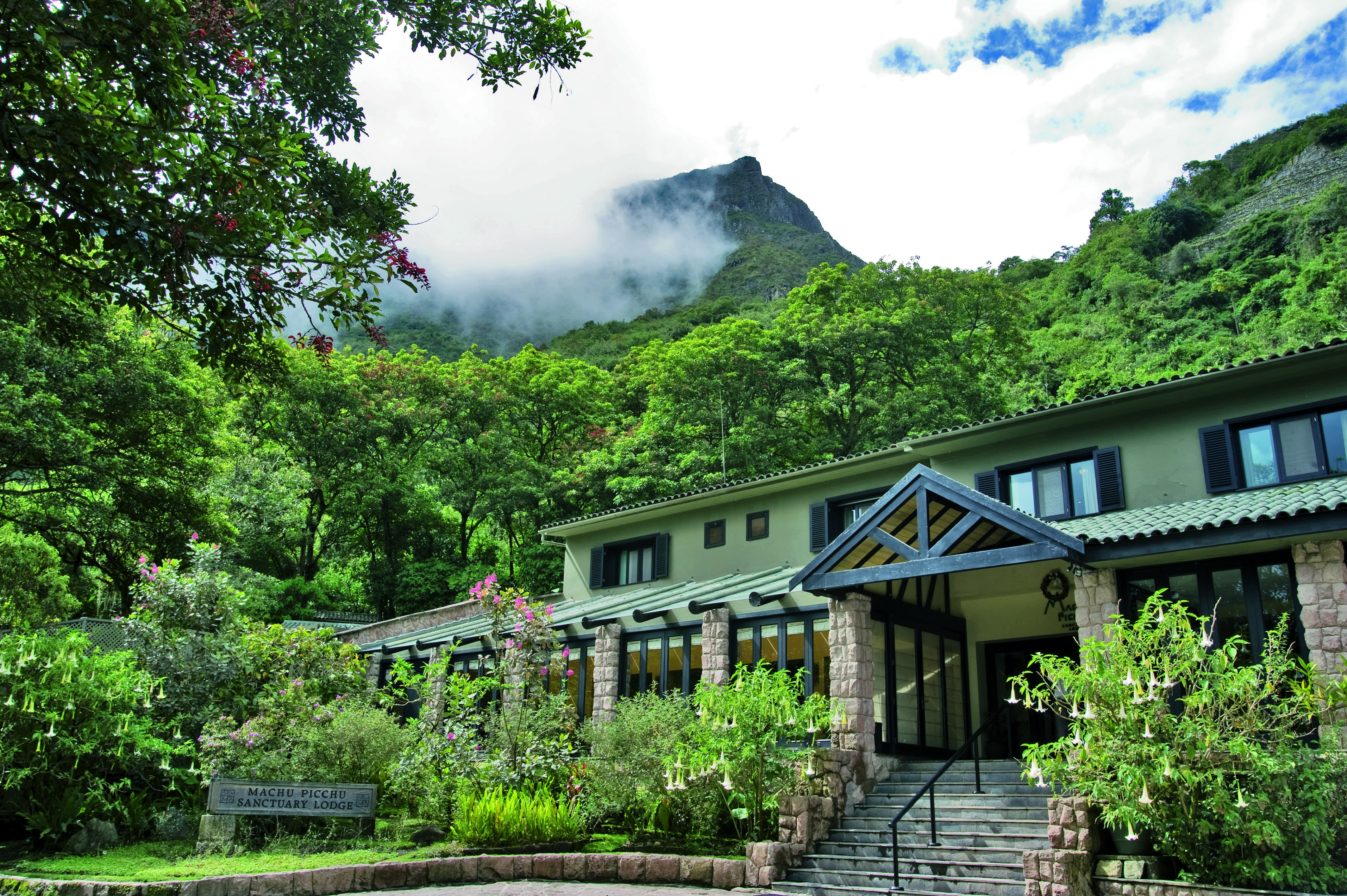 Sanctuary Lodge, A Belmond Hotel