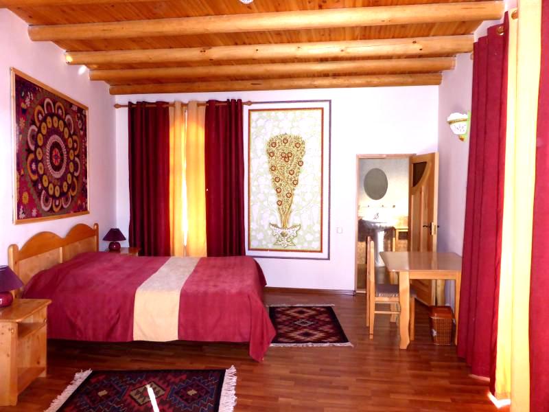 Hotel Bibikhanum