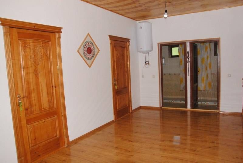 Nurata Guesthouse (Hayat Village)