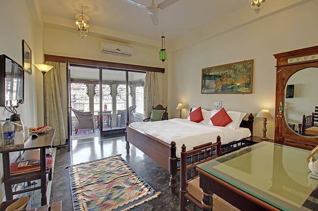 Lake Pichola Hotel