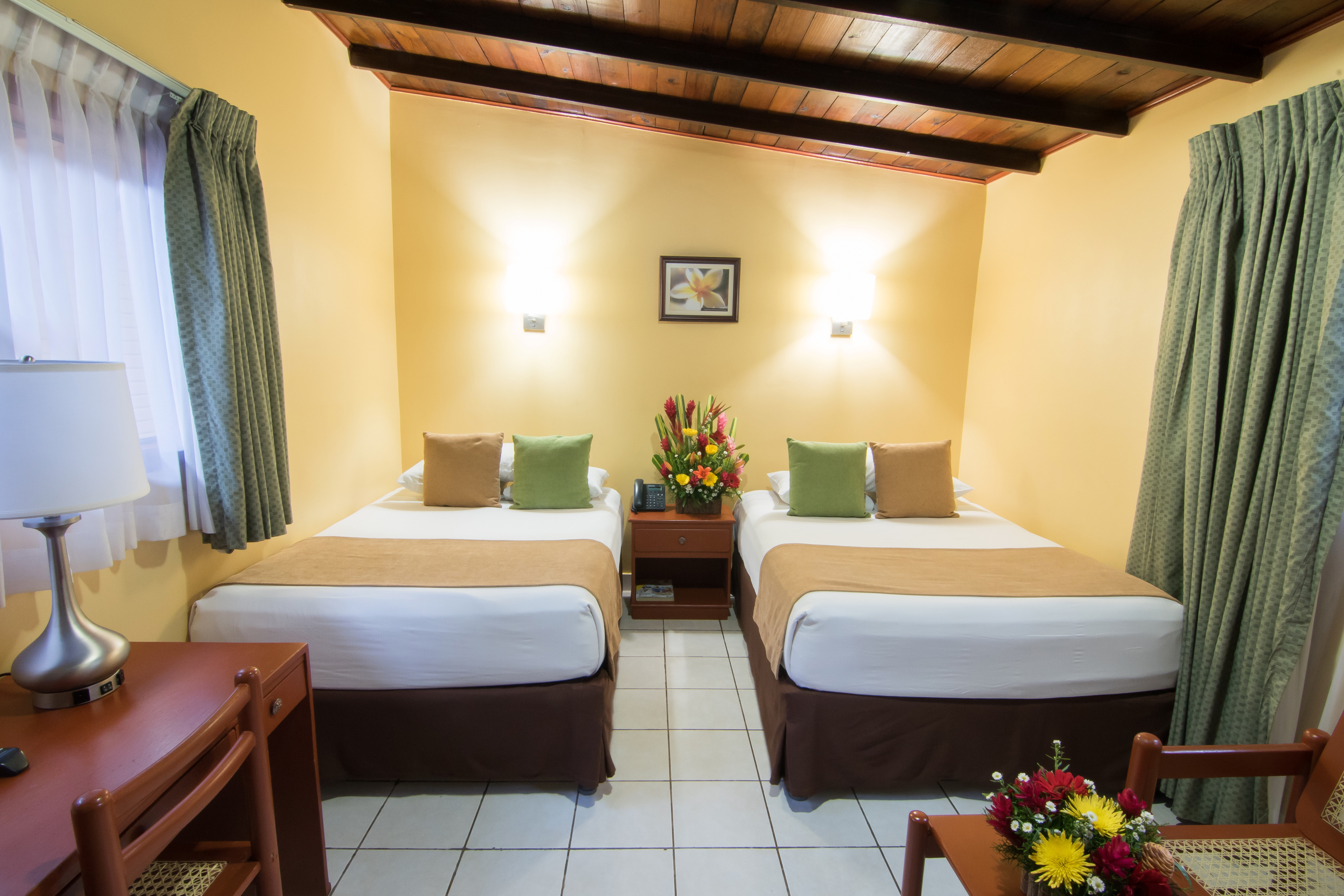 Best Western Las Mercedes Airport Hotel