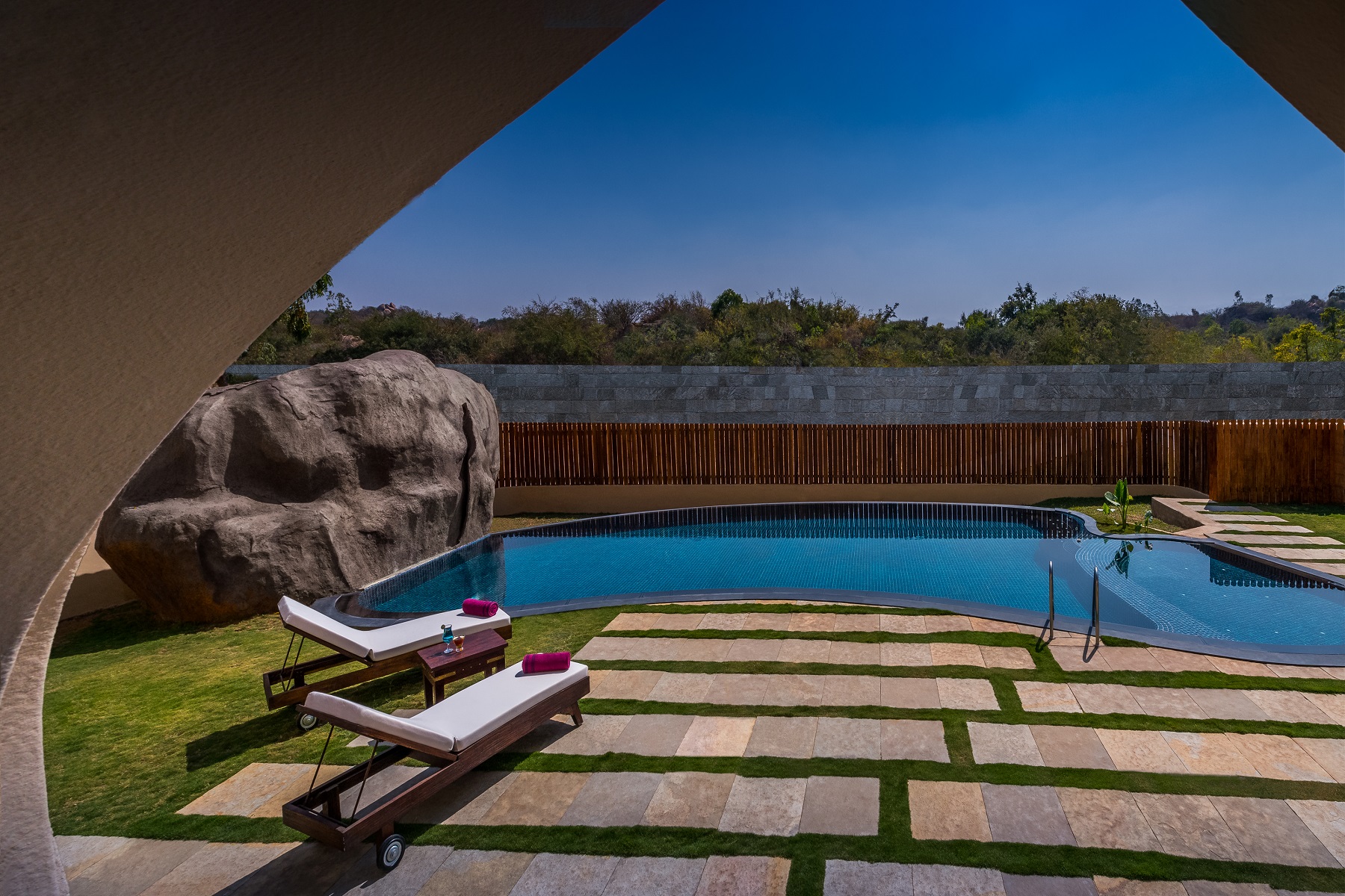 Evolve Back Hampi