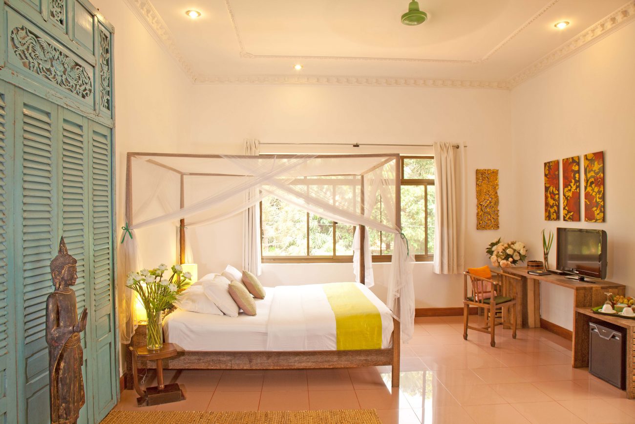 Pavilion Hotel