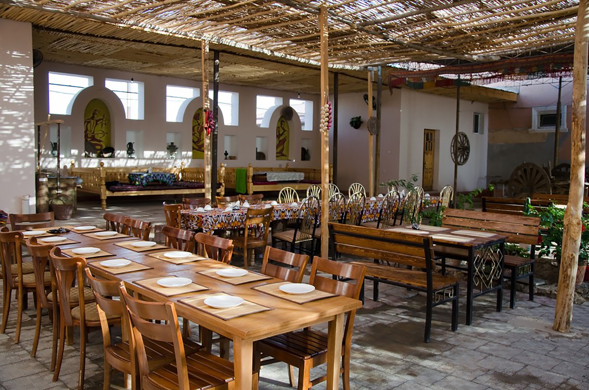 Jipek Joli Hotel