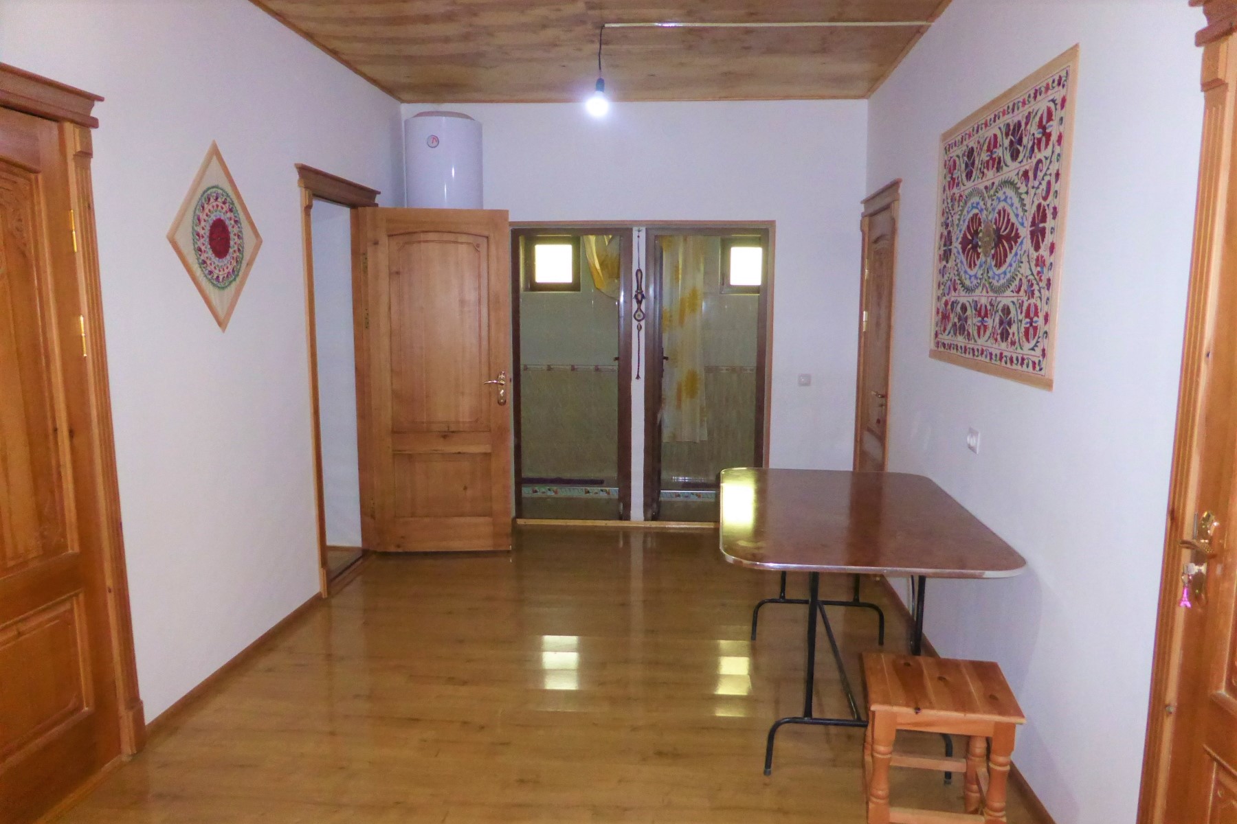 Nurata Guesthouse (Hayat Village)