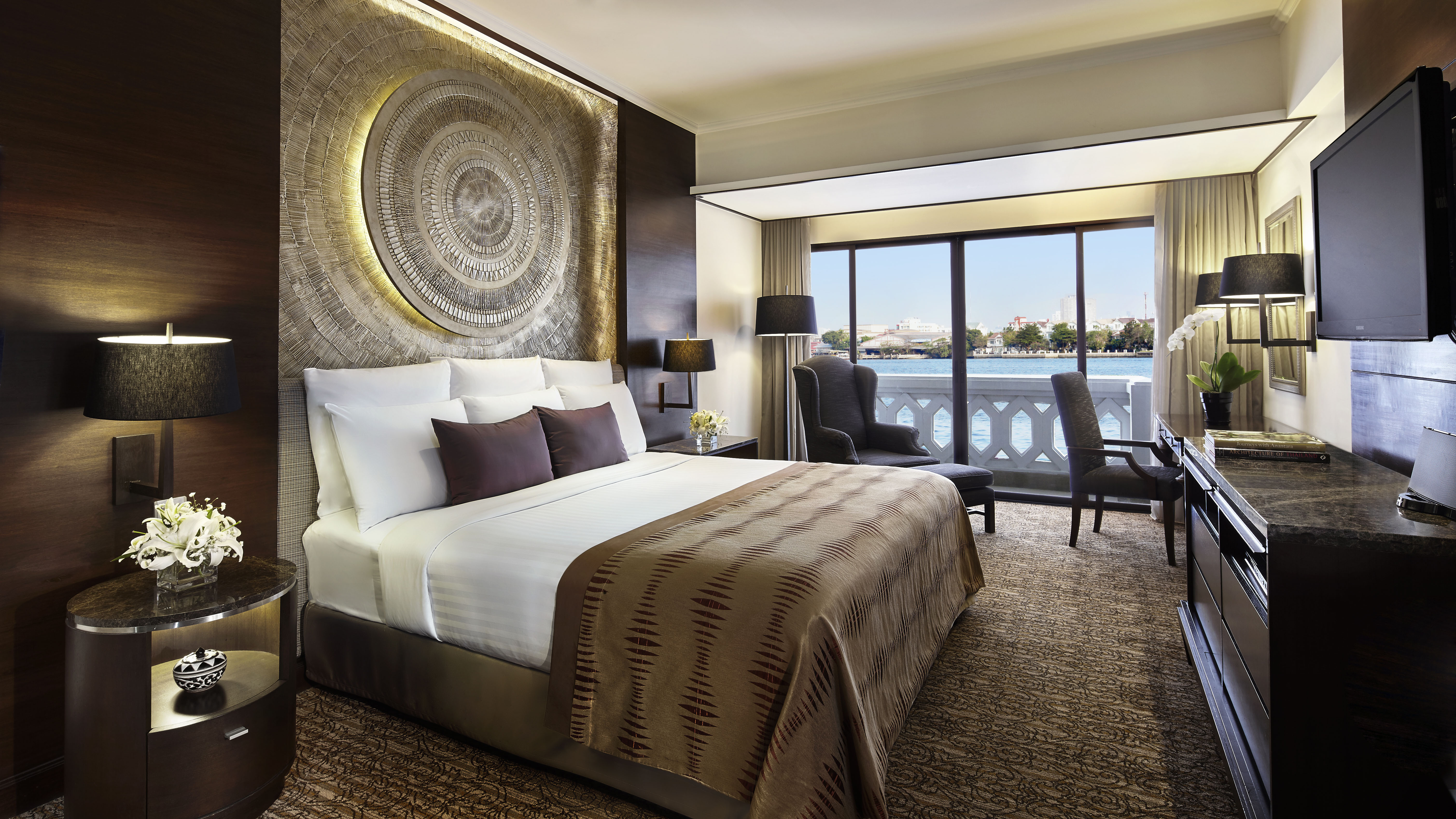 Anantara Bangkok Riverside Resort & Spa