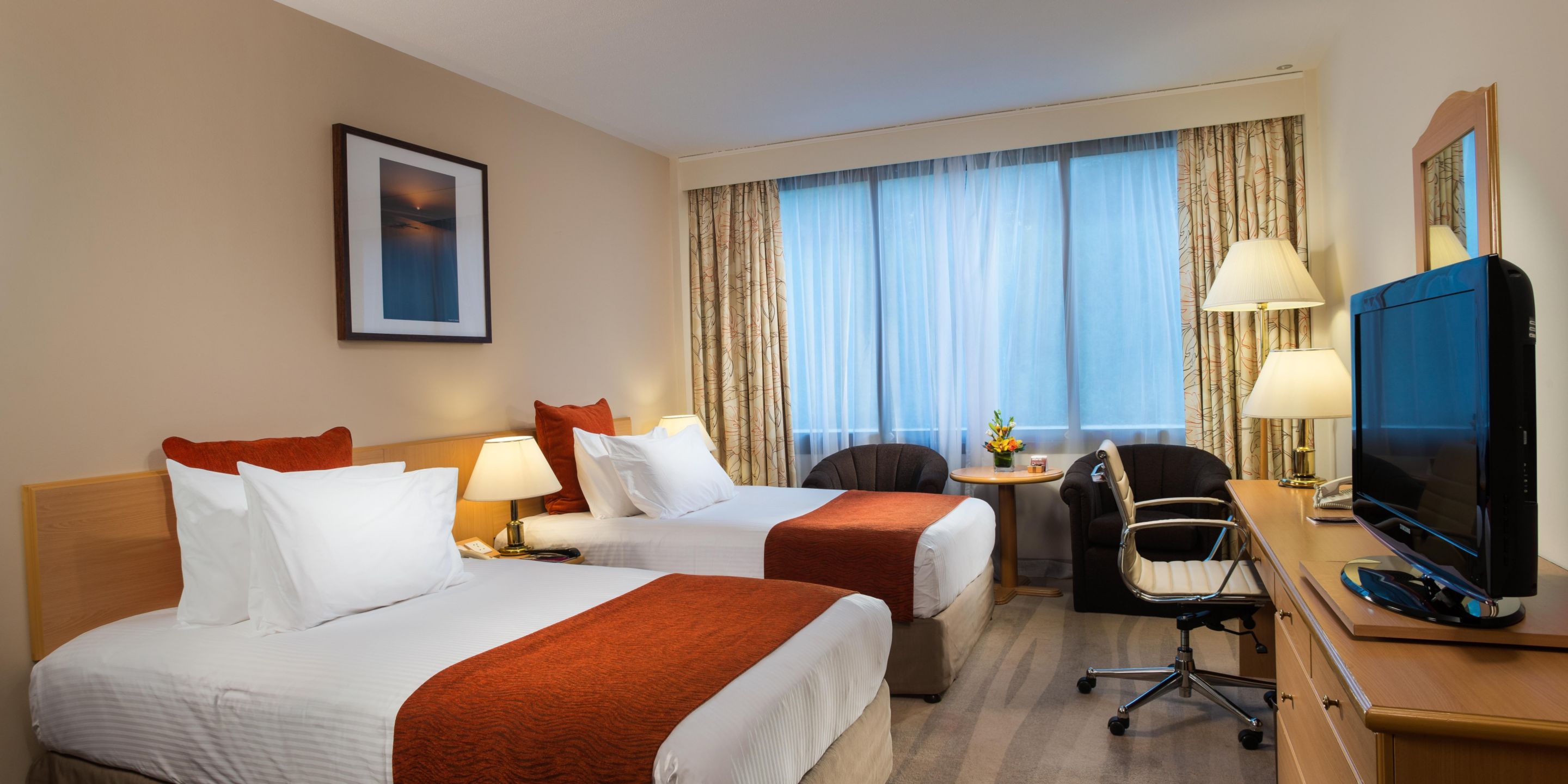Crowne Plaza Muscat Hotel