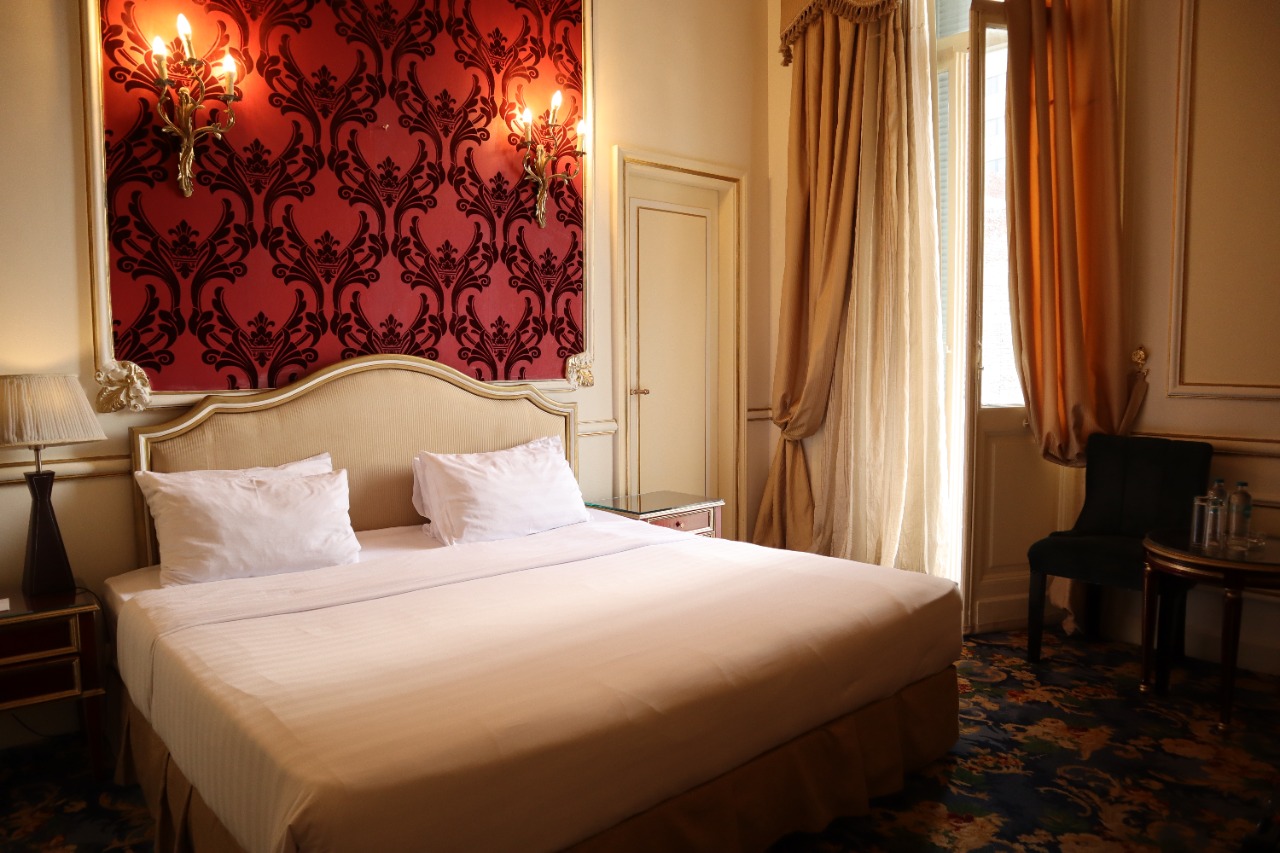 Paradise Inn - Windsor Palace Hotel