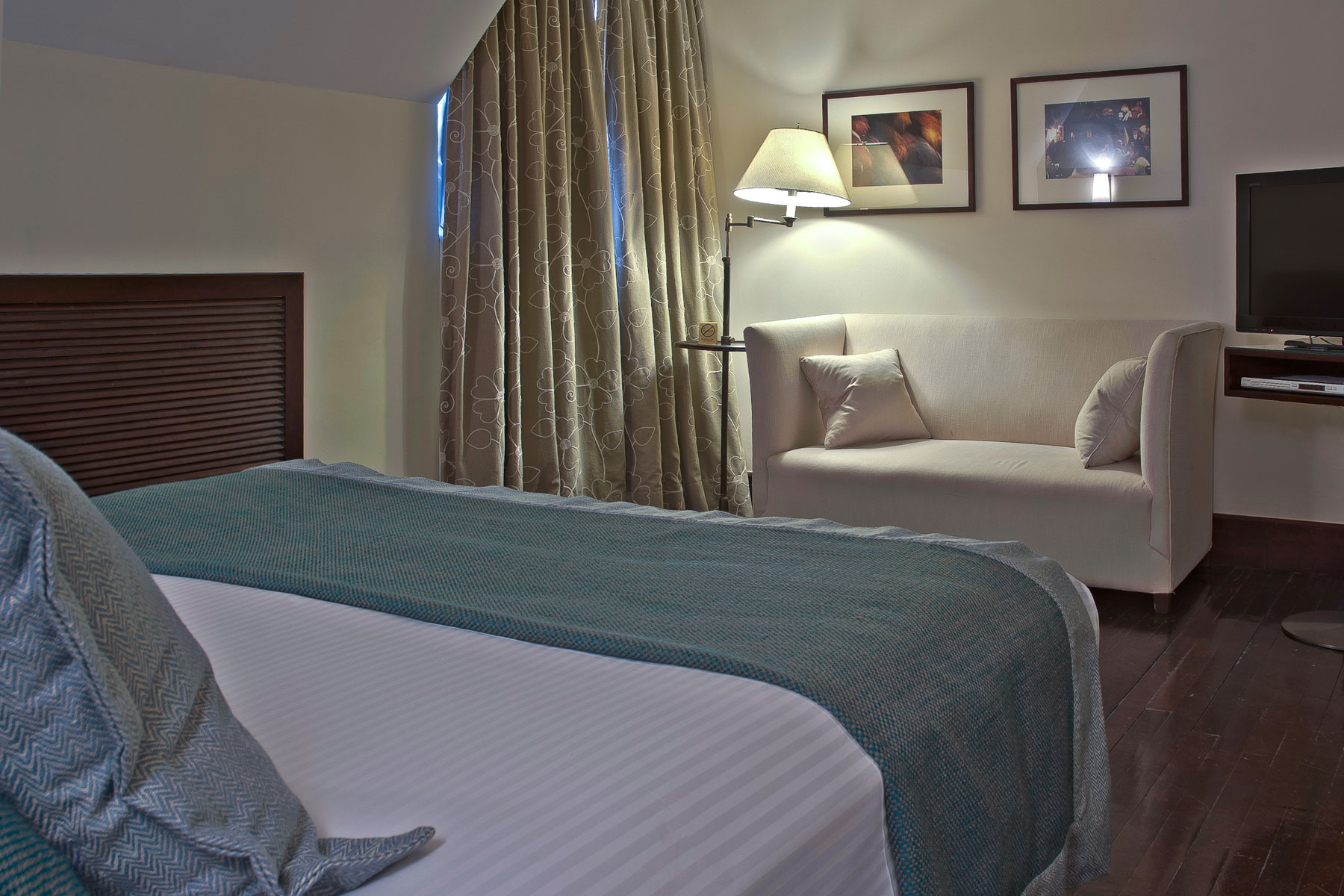 Casa Higueras Hotel